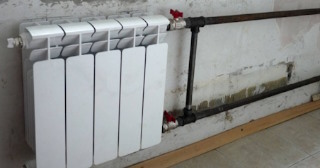 Установка биметаллических радиаторов отопления в квартире в Дальнегорске - от 2097 руб.